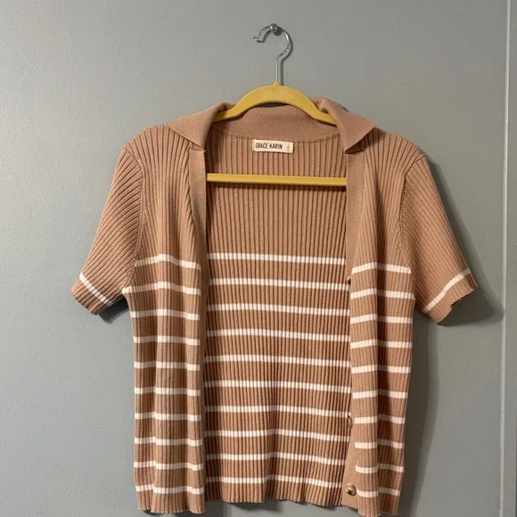 đź–¤Grace Karin Women's Button Down Tan and White Striped Light Cardiganđź–¤ - Picture 4 of 4